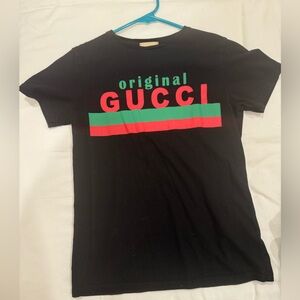 Gucci Logo shirt size 10 youth- worn once